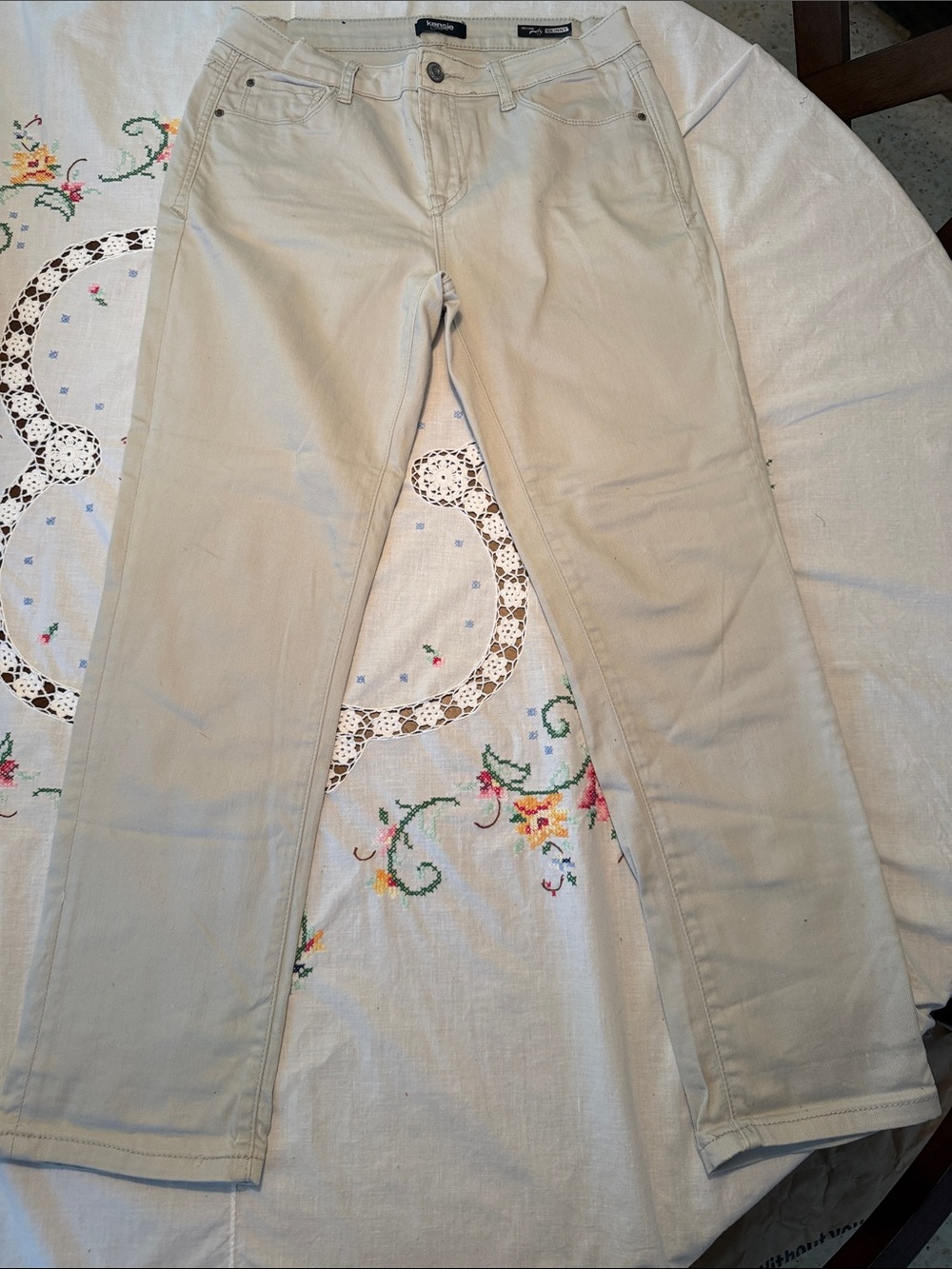 Kensie Beige Women’s Skinny Jeans